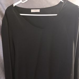 Long sleeve v-neck
